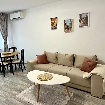 Tvs Apartment-city Centre Lägenhet *