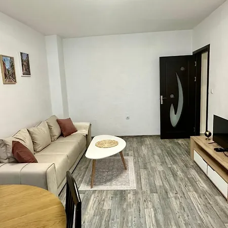 Lägenhet Tvs Apartment-city Centre