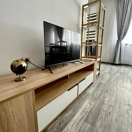Tvs Apartment-city Centre Appartamento *